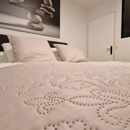 Lägenhet , Bordeaux Airport